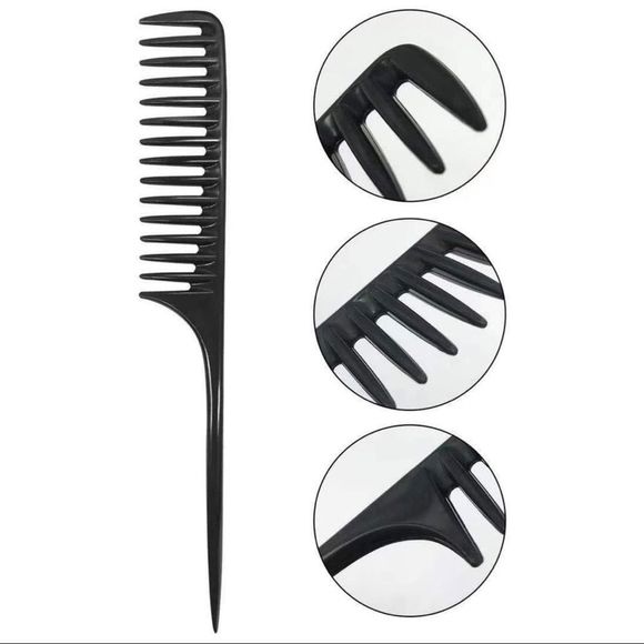 ✨2/$25✨ Wide Tooth Comb - Picture 4 of 12